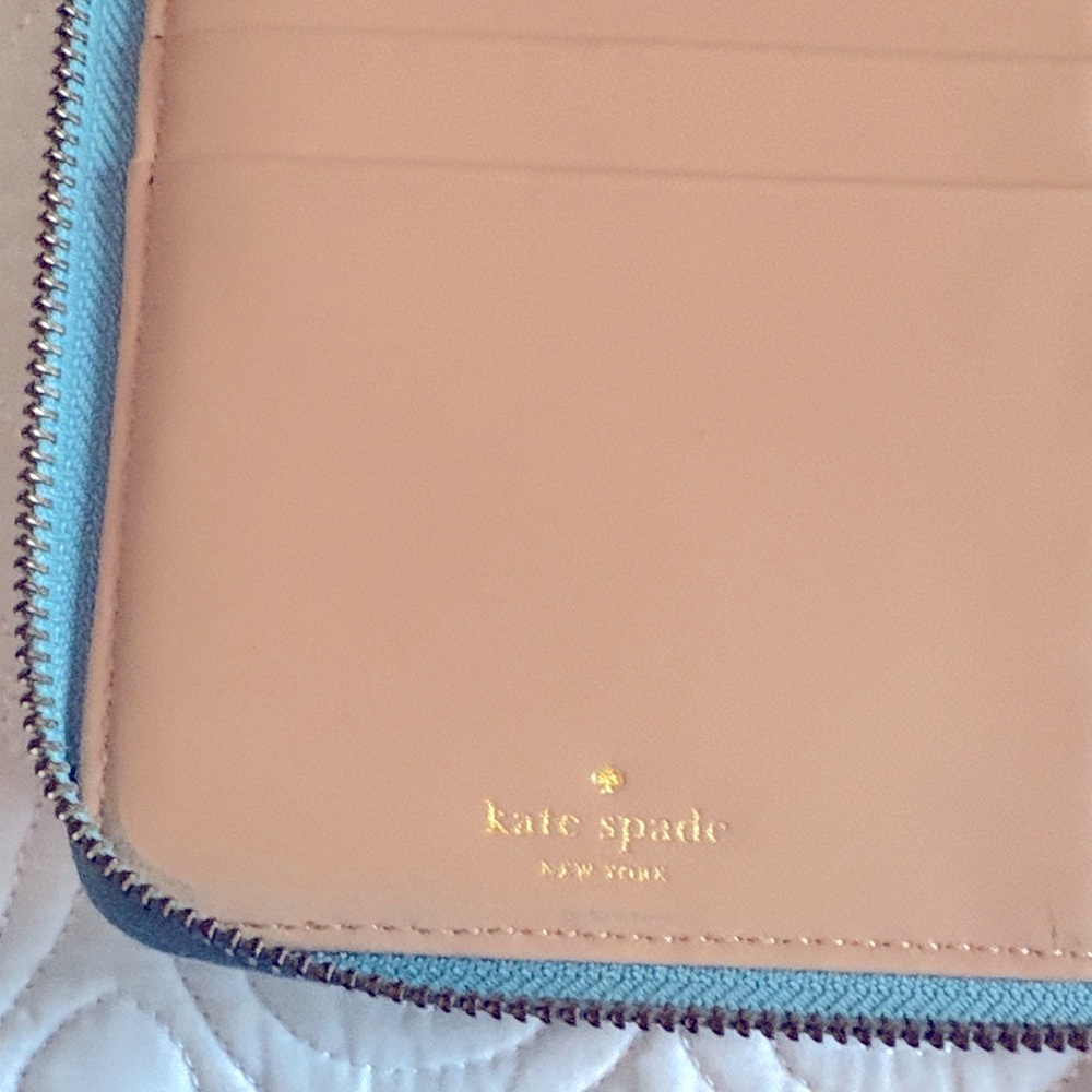 Kate Spade Tiffany Blue Grand Travel Wallet - Picture 4 of 7